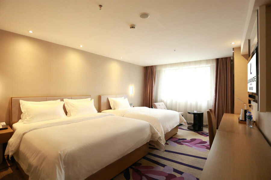 גואנגג'ואו Lavande Hotel Baogang Avenue Guangbai Xinyi Branch מראה חיצוני תמונה