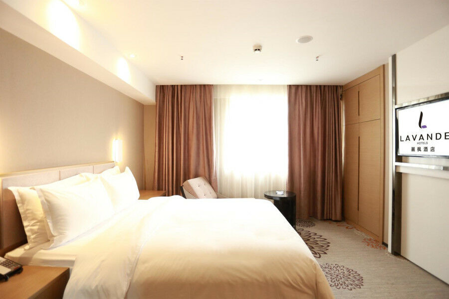 גואנגג'ואו Lavande Hotel Baogang Avenue Guangbai Xinyi Branch מראה חיצוני תמונה